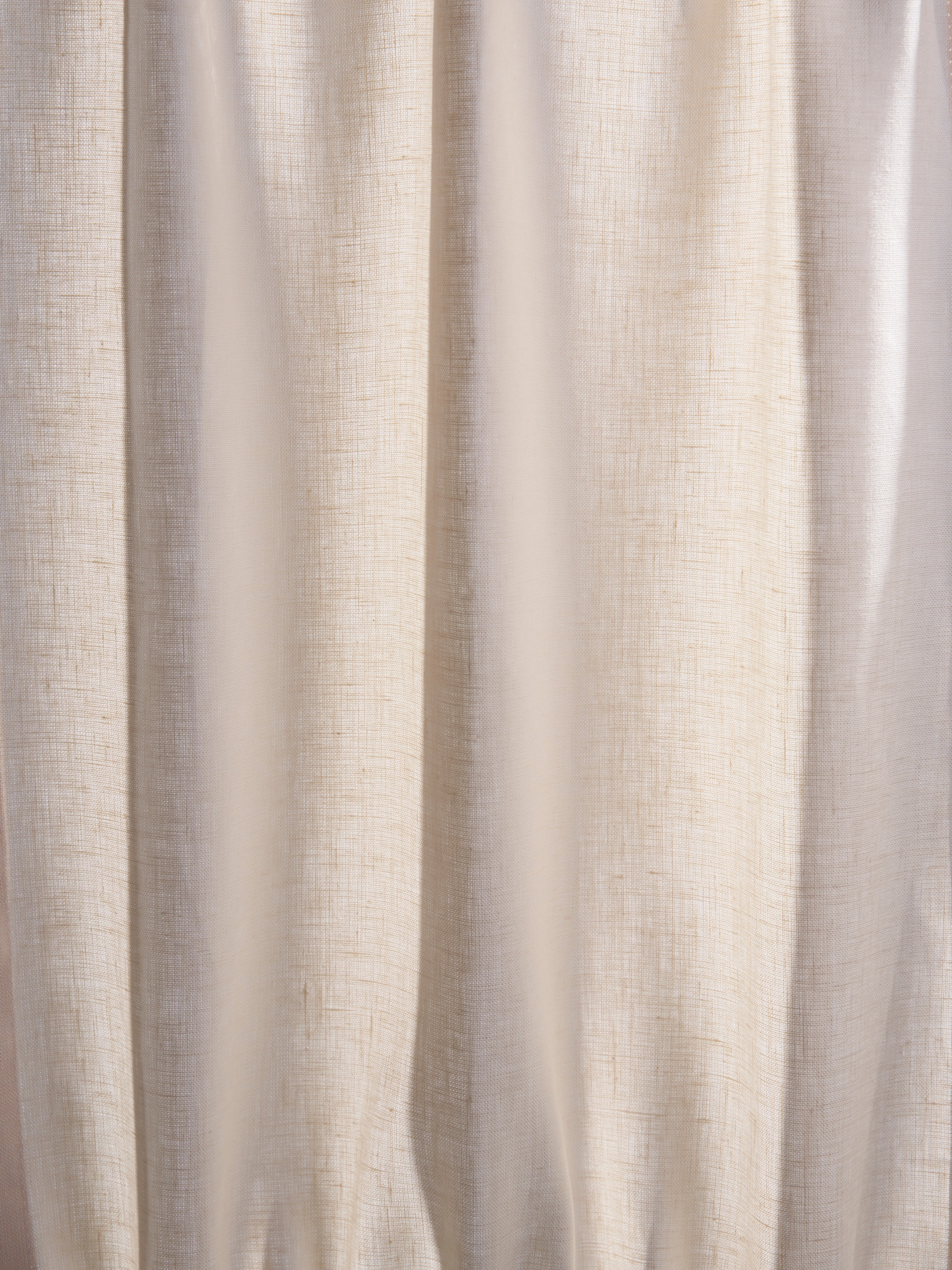The cafe curtain - medium weight line with a double pocket