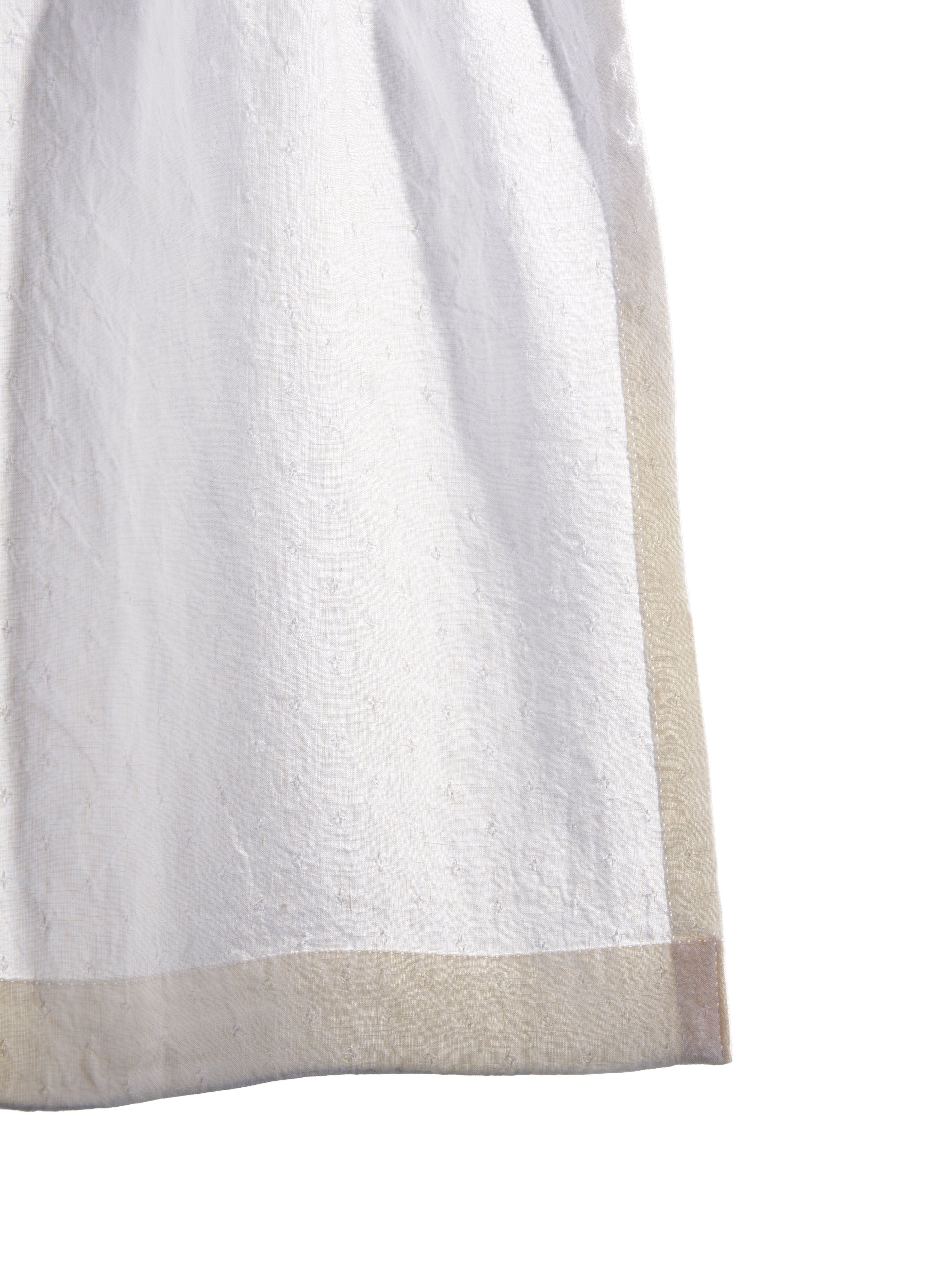The cafe curtain - alvington linen with a pleated top