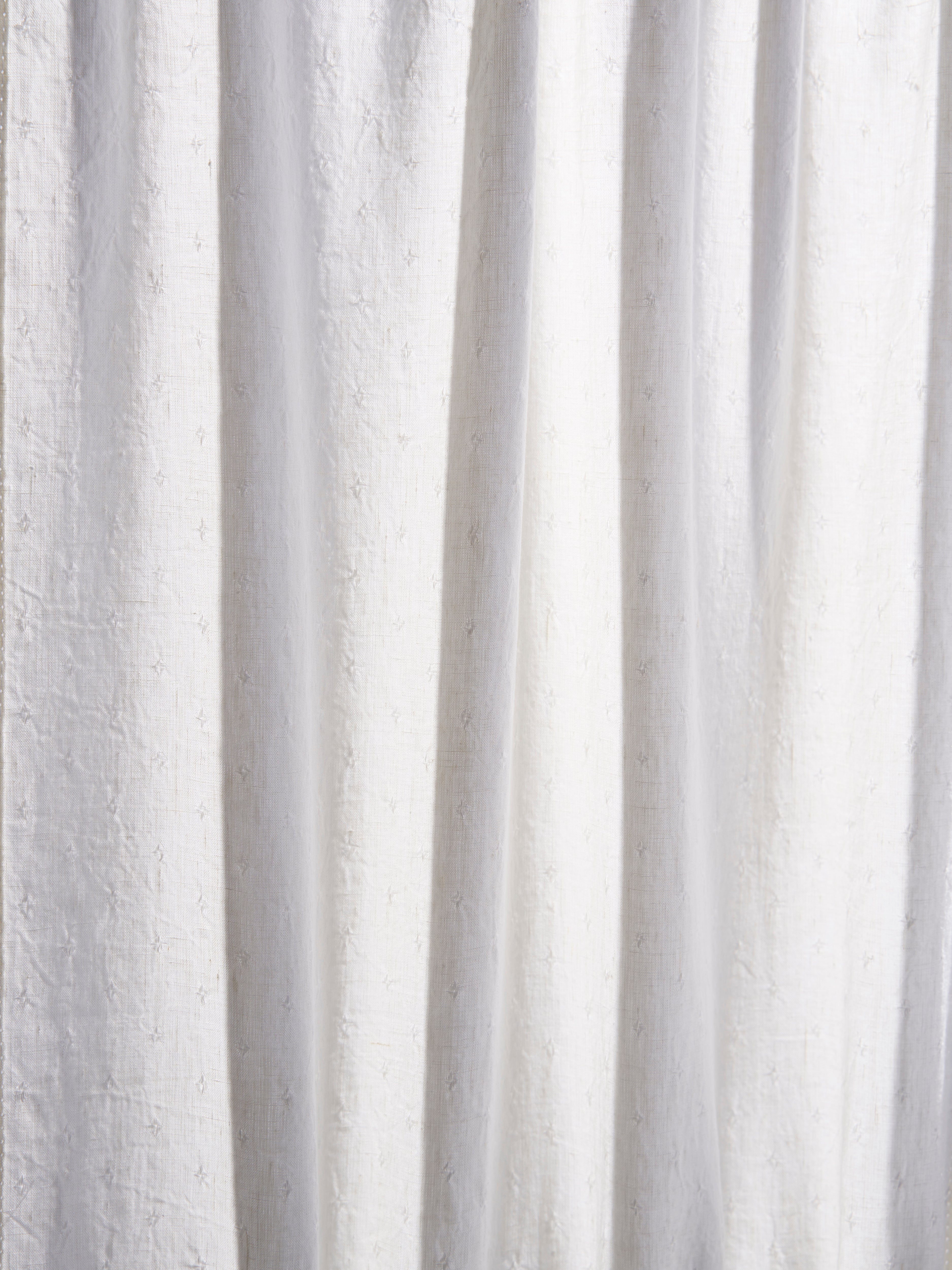 The cafe curtain - alvington linen with a double pocket